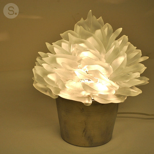 Lampe de pétales de verre en pot